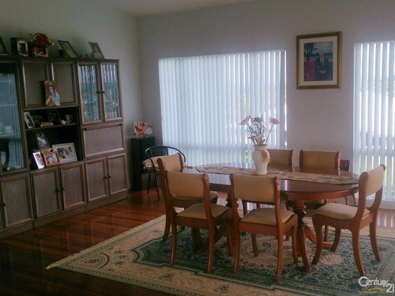 1 The Eagles Nest, Tallwoods Village NSW 2430