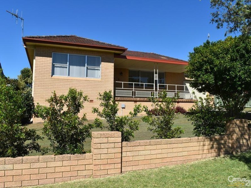 8  Pettitt Avenue, Taree NSW 2430