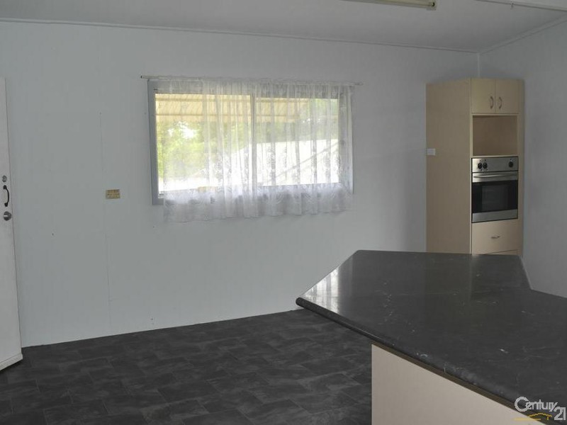 37 Flett Street, Taree NSW 2430