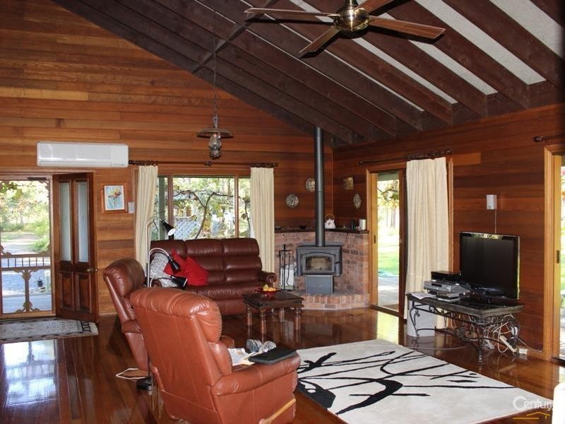 275 Aerodrome Road, Nabiac NSW 2312