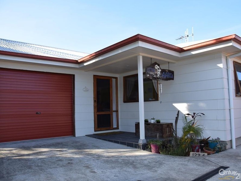 2/9 Clerke Street, Old Bar NSW 2430