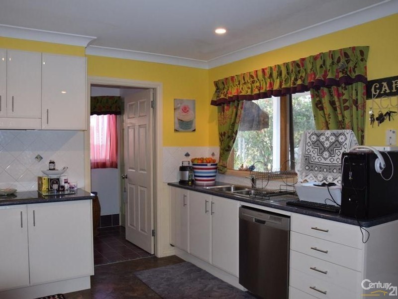 2/9 Clerke Street, Old Bar NSW 2430