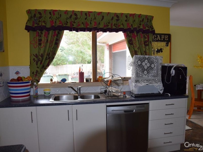 2/9 Clerke Street, Old Bar NSW 2430