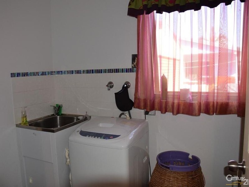 2/9 Clerke Street, Old Bar NSW 2430