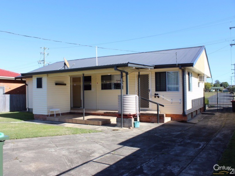 6 Dolphin Ave Taree West, Taree NSW 2430