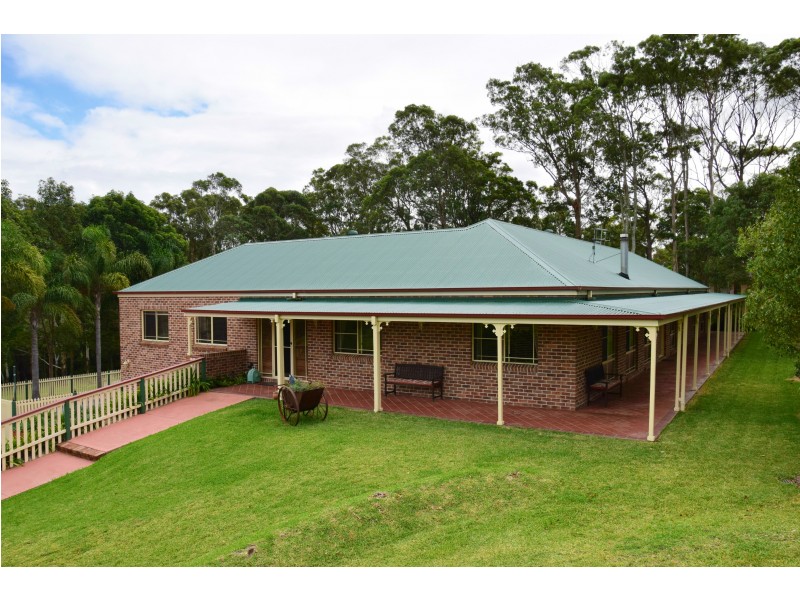 37 Panorama Drive, Diamond Beach NSW 2430