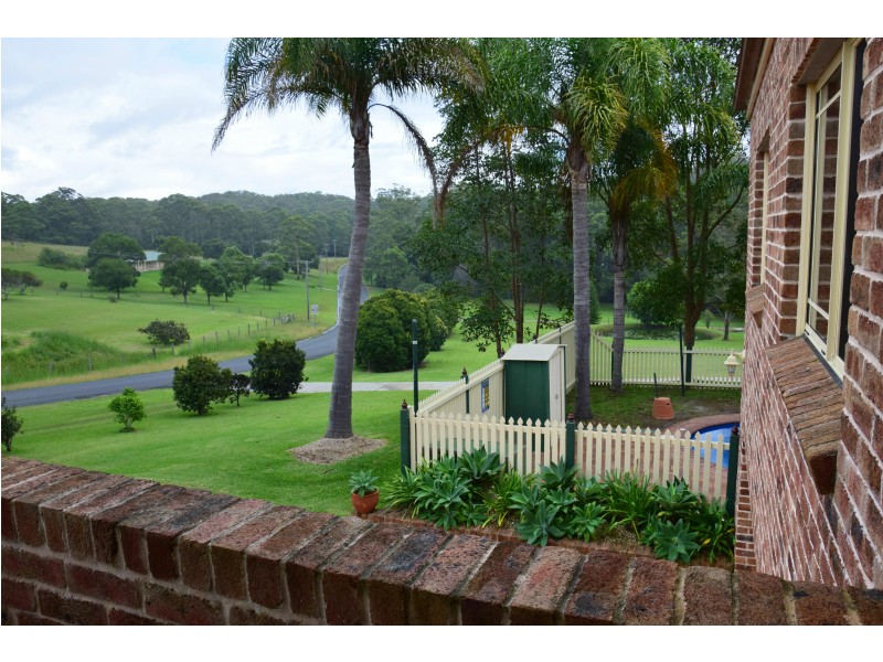 37 Panorama Drive, Diamond Beach NSW 2430