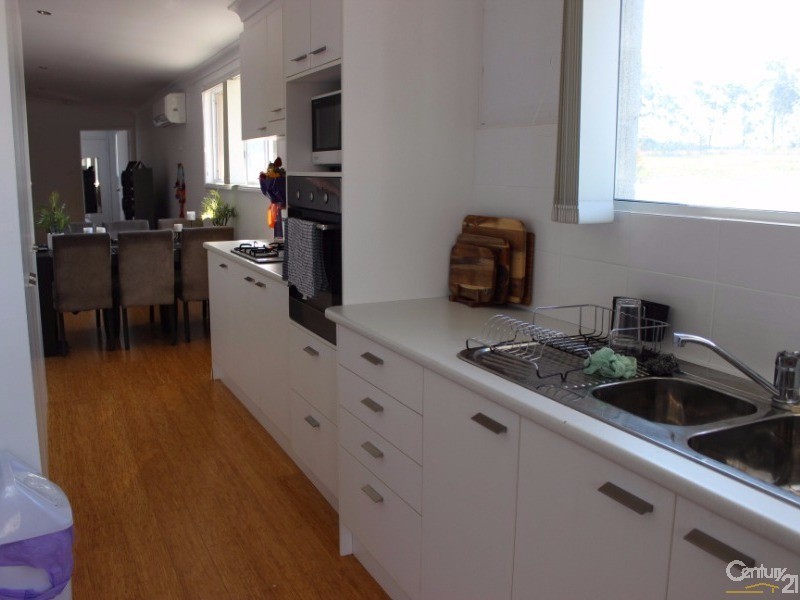 16 Flametree Close, Taree NSW 2430