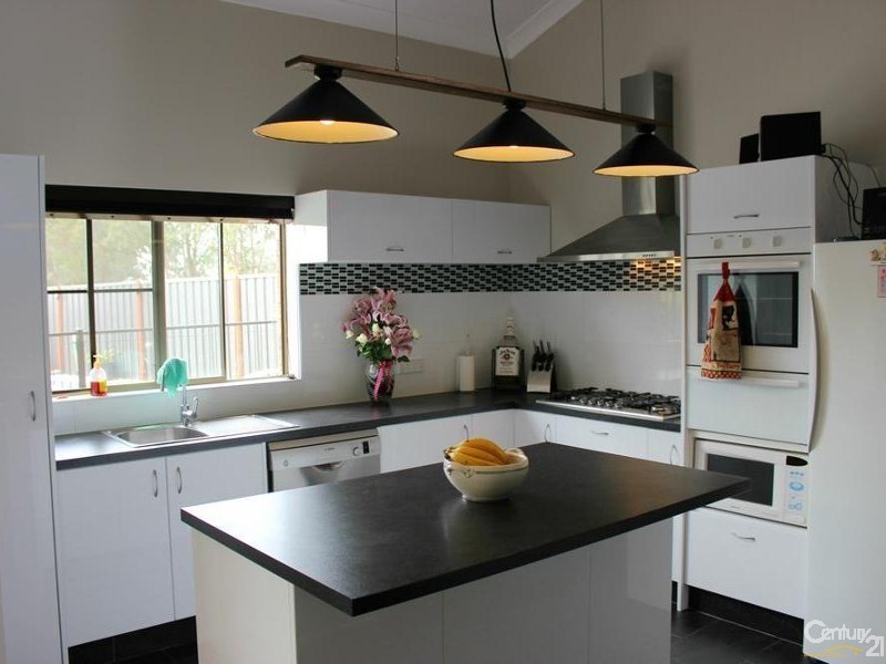 7 Flinders Street, Taree NSW 2430