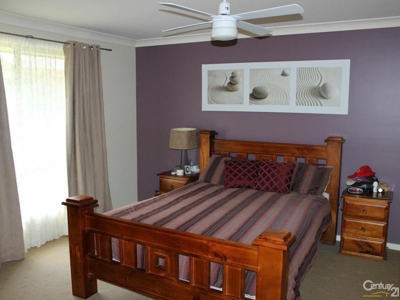 5 Rosedale Place, Tinonee NSW 2430