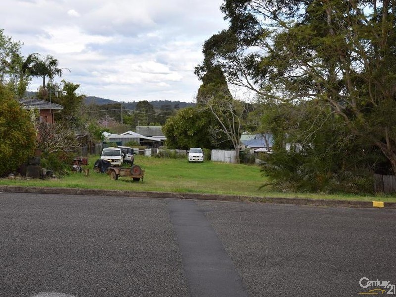 9 Killawarra Street, Wingham NSW 2429