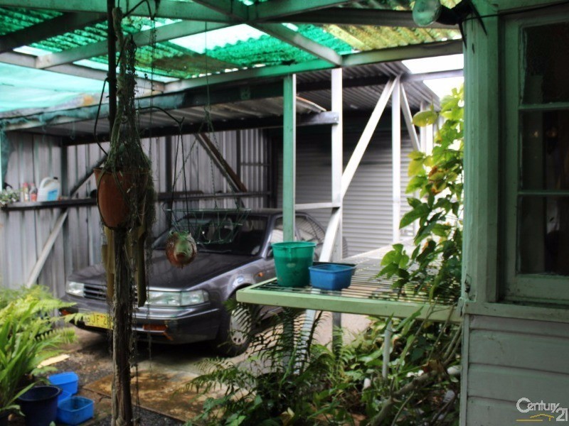 61 Chatham Ave, Taree NSW 2430