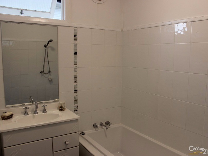31 Bayview Crescent, Taree NSW 2430