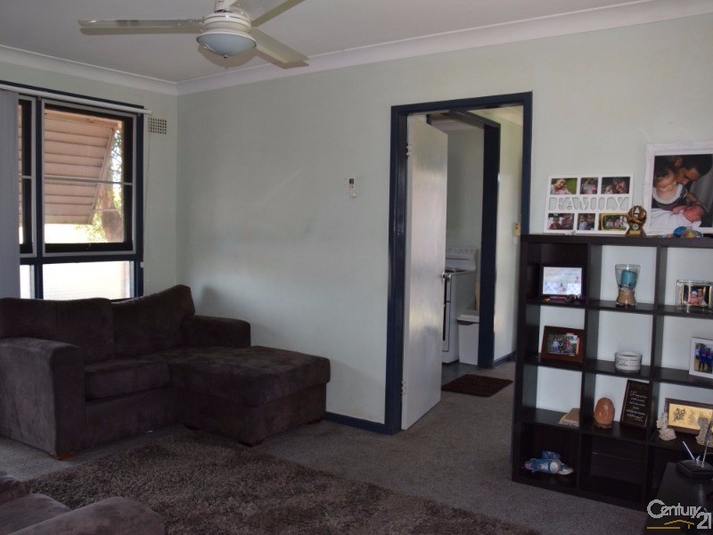 13 Ronald Road, Taree NSW 2430