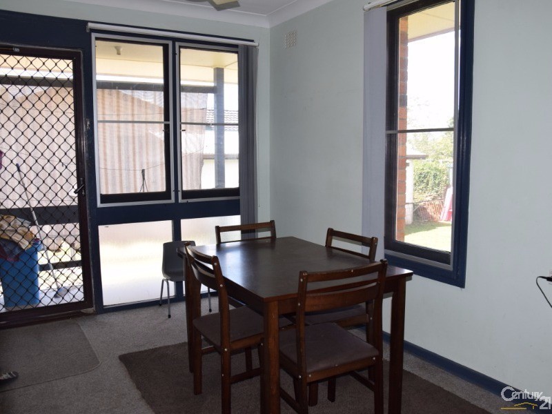 13 Ronald Road, Taree NSW 2430