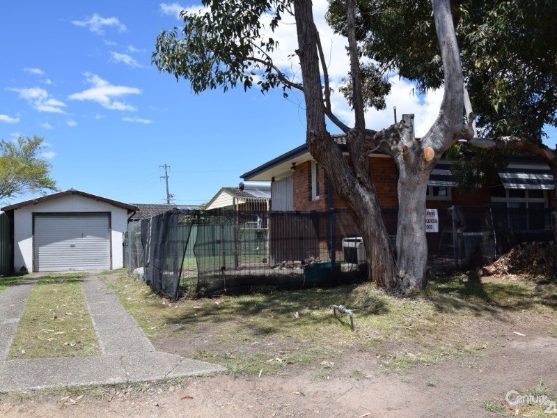 13 Ronald Road, Taree NSW 2430