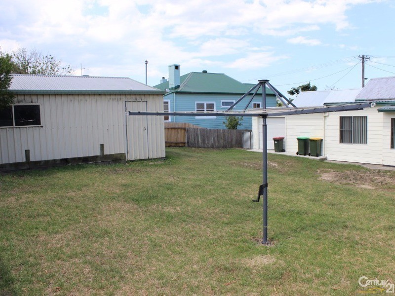 24 Moon Street, Wingham NSW 2429