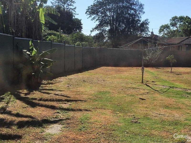 25  Valerie Street, Taree NSW 2430