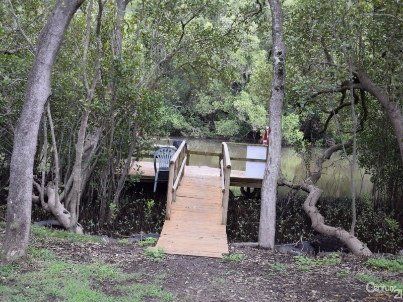 48 North Moto Road, Jones Island NSW 2430