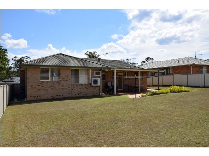 19 Robusta Parade, Taree NSW 2430