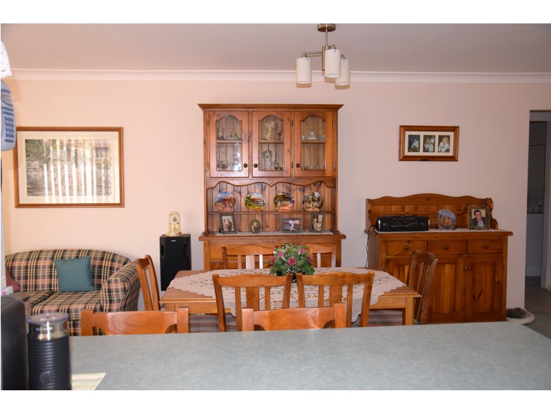 19 Robusta Parade, Taree NSW 2430