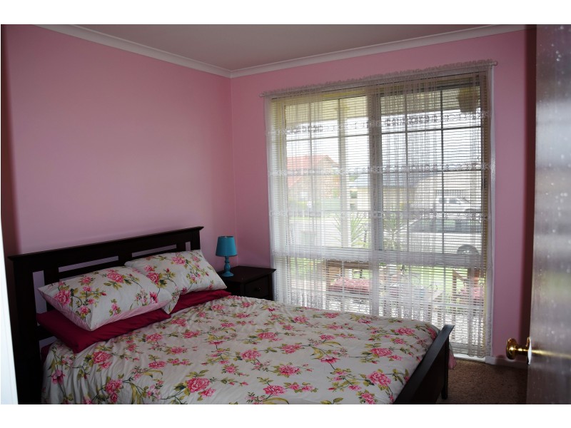 1 Palanas Drive, Taree NSW 2430