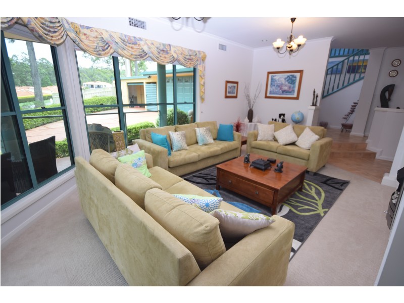 15 Hilltop Parkway, Tallwoods Village NSW 2430