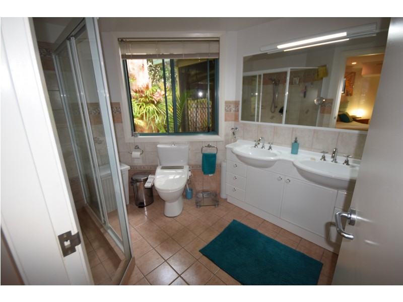 15 Hilltop Parkway, Tallwoods Village NSW 2430