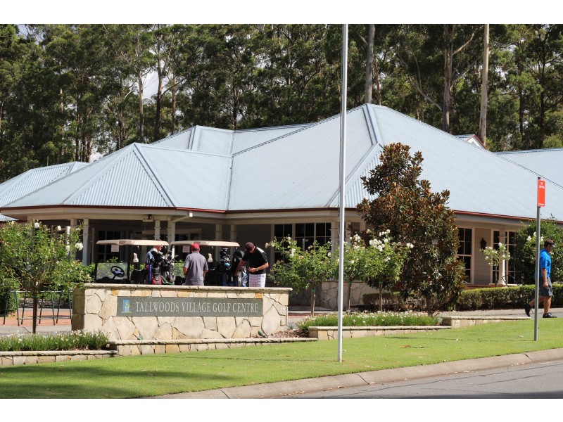 8 The Knoll, Tallwoods Village NSW 2430