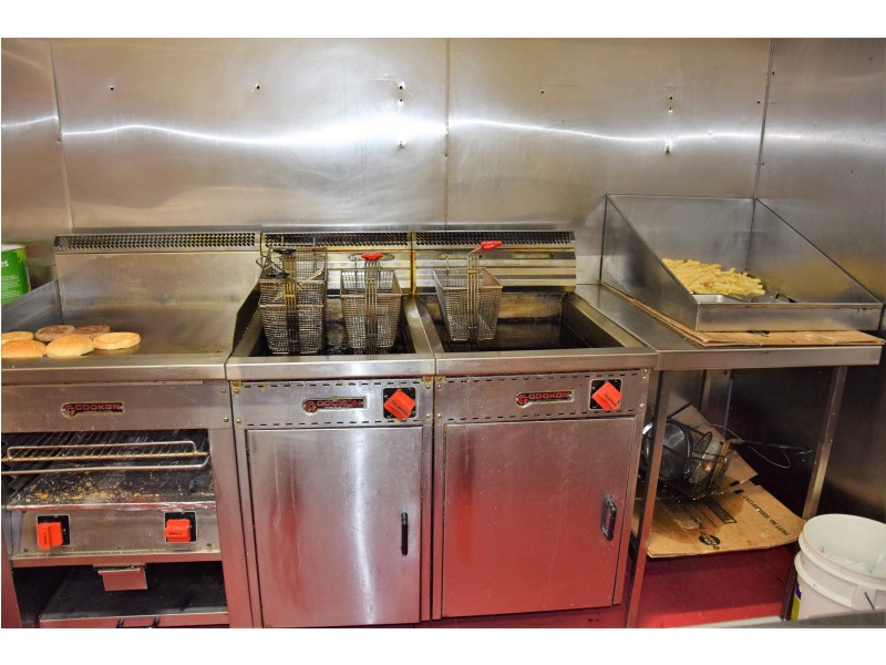 1 Cnr Stokes & Cowper Streets, Taree NSW 2430