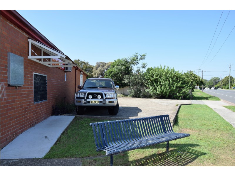 1 Cnr Stokes & Cowper Streets, Taree NSW 2430