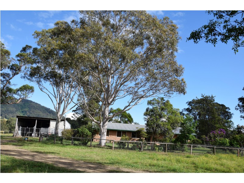 27 Plantation Lane, Wingham NSW 2429