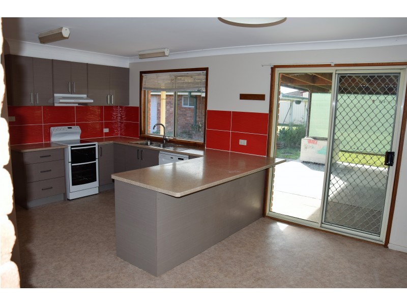 3 Gleeson Close, Wingham NSW 2429