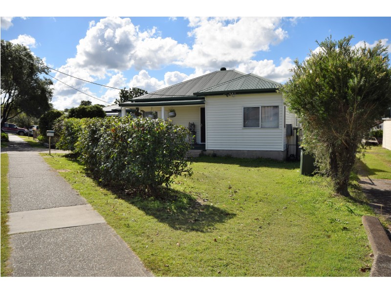39 Wingham Road, Taree NSW 2430