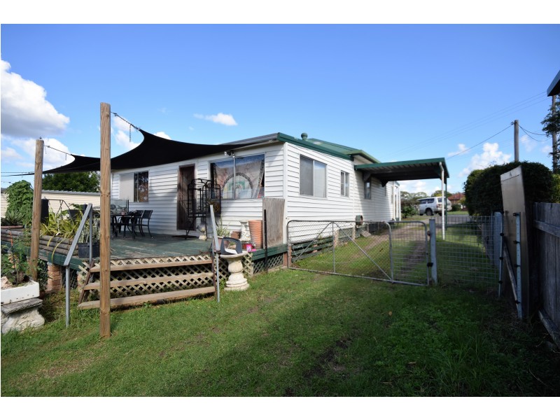 39 Wingham Road, Taree NSW 2430