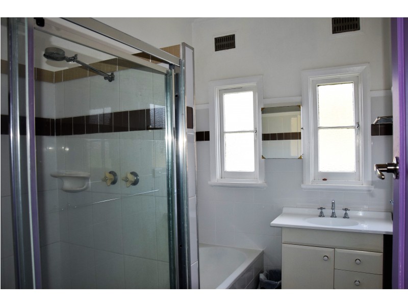 16 Richardson Street, Taree NSW 2430