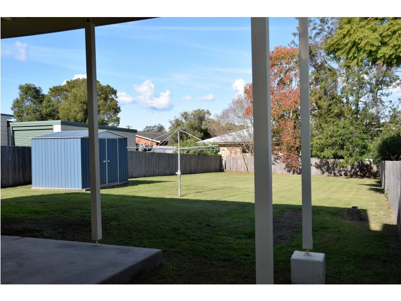 16 Richardson Street, Taree NSW 2430