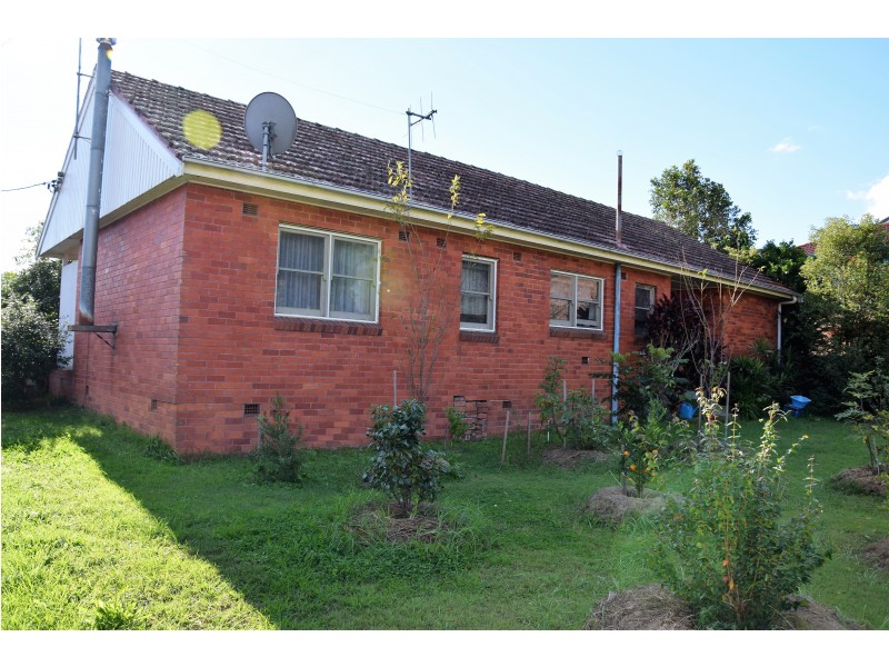 6 Crescent Avenue, Taree NSW 2430