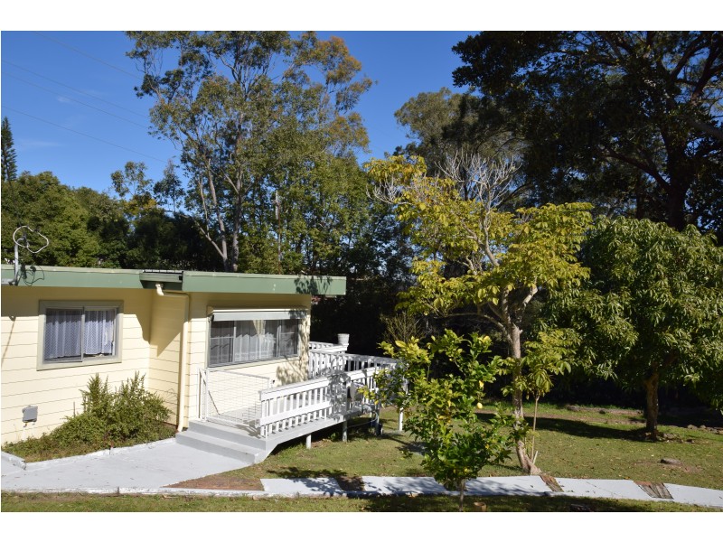 6 Boronia, Taree NSW 2430