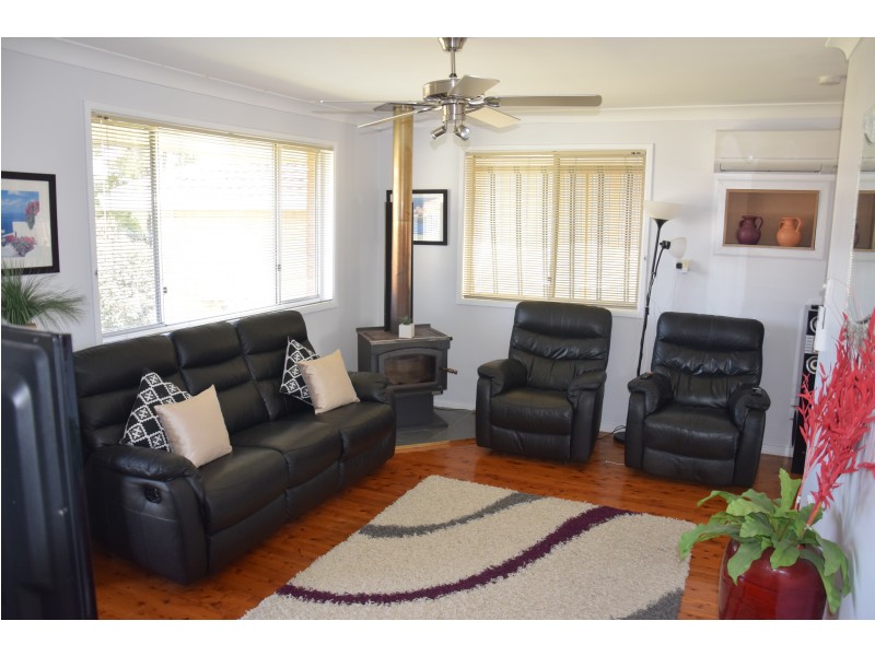 8 Hillcrest Close, Taree NSW 2430