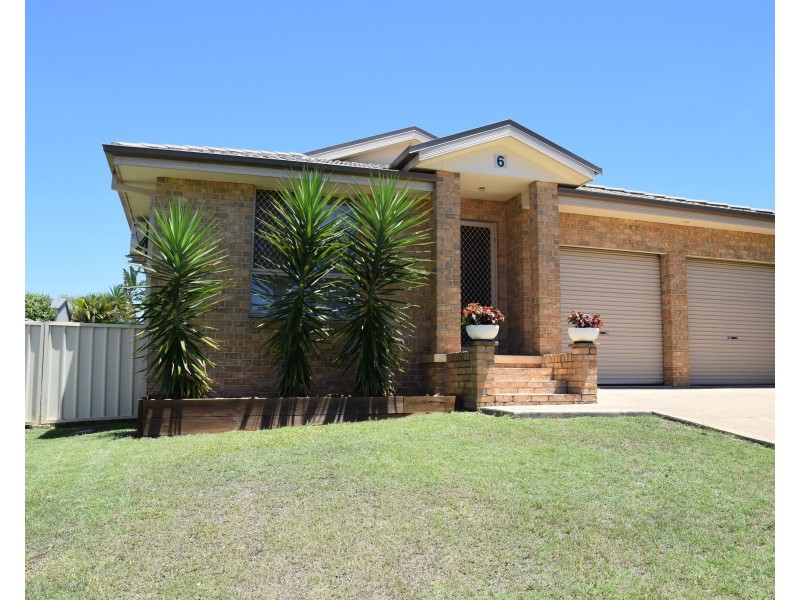 6 Melaleuca Place, Taree NSW 2430