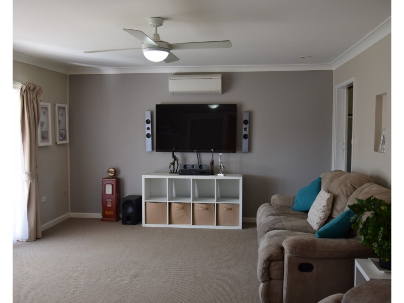 28 Railway Street, Taree NSW 2430