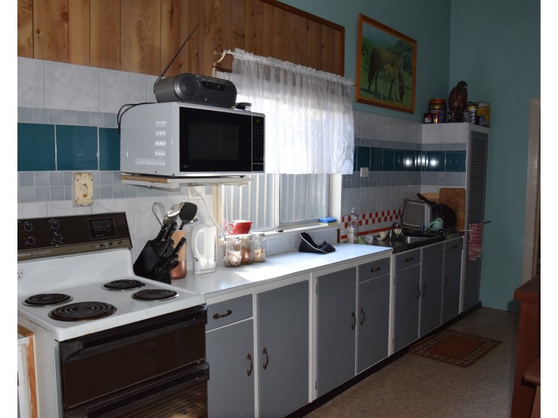 69a Wingham Road, Taree NSW 2430