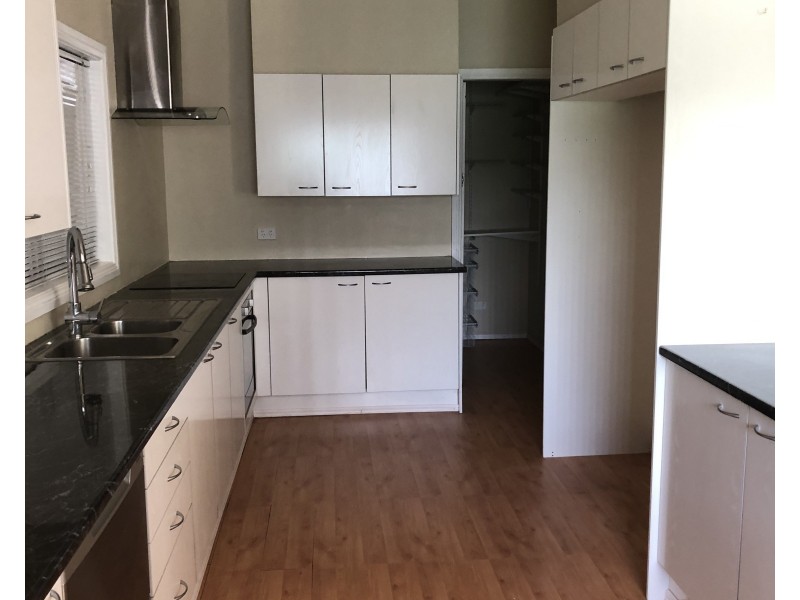 32 Chatham Avenue, Taree NSW 2430