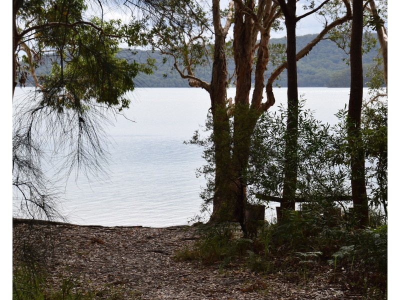 22 Amaroo Drive, Smiths Lake NSW 2428
