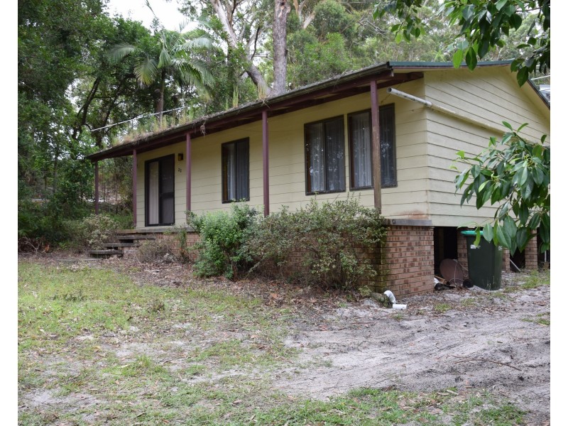 22 Amaroo Drive, Smiths Lake NSW 2428