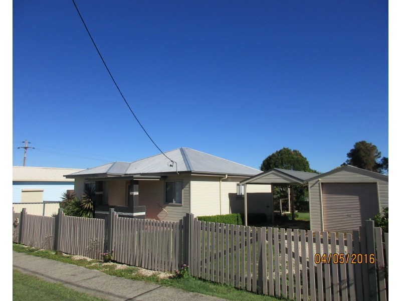 124 Commerce Street, Taree NSW 2430