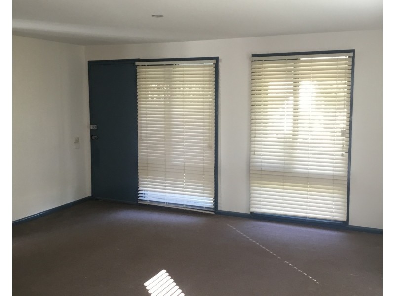 25 Valerie Street, Taree NSW 2430