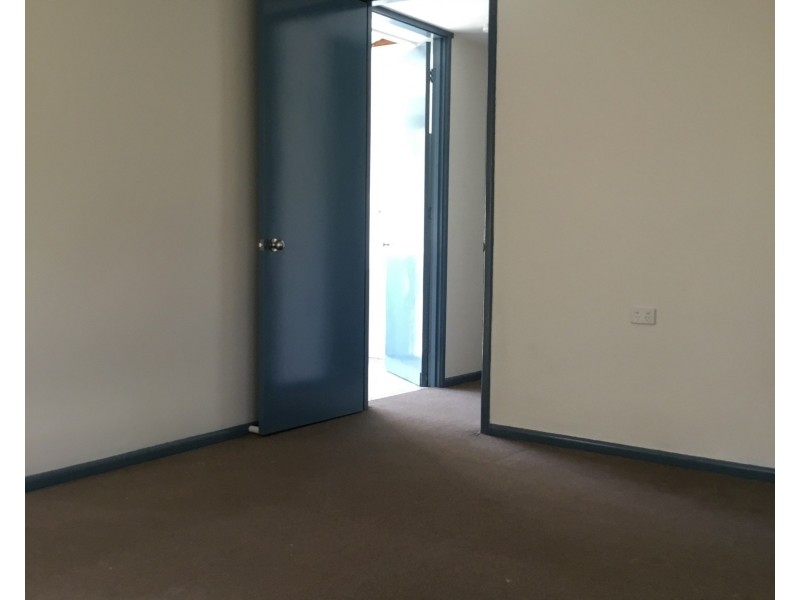 25 Valerie Street, Taree NSW 2430