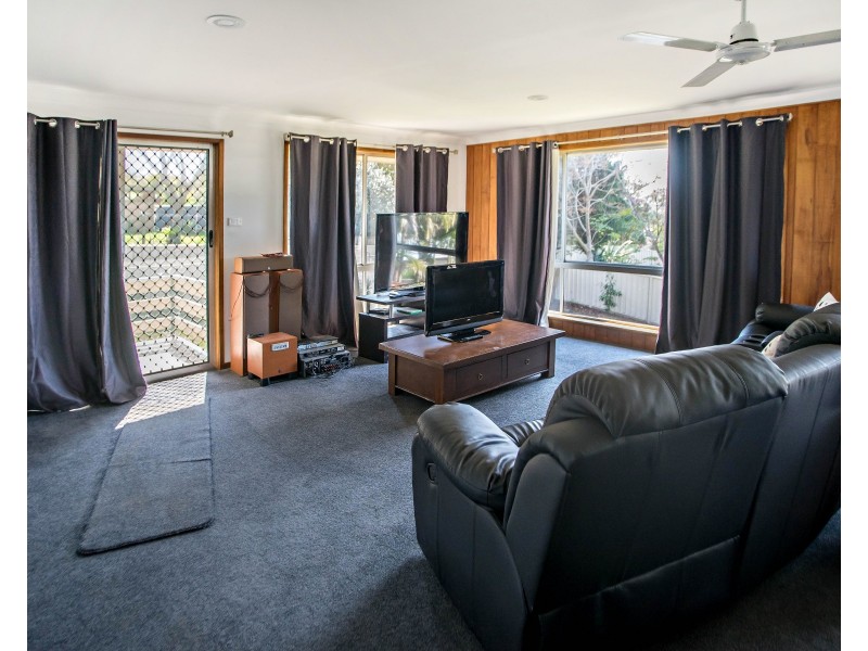 31 Washington Street, Tinonee NSW 2430